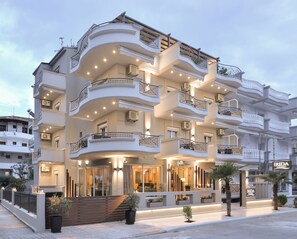 Front of property - Irida Apartments (Dio-Olympos)