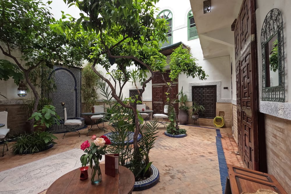 Riad Maizie