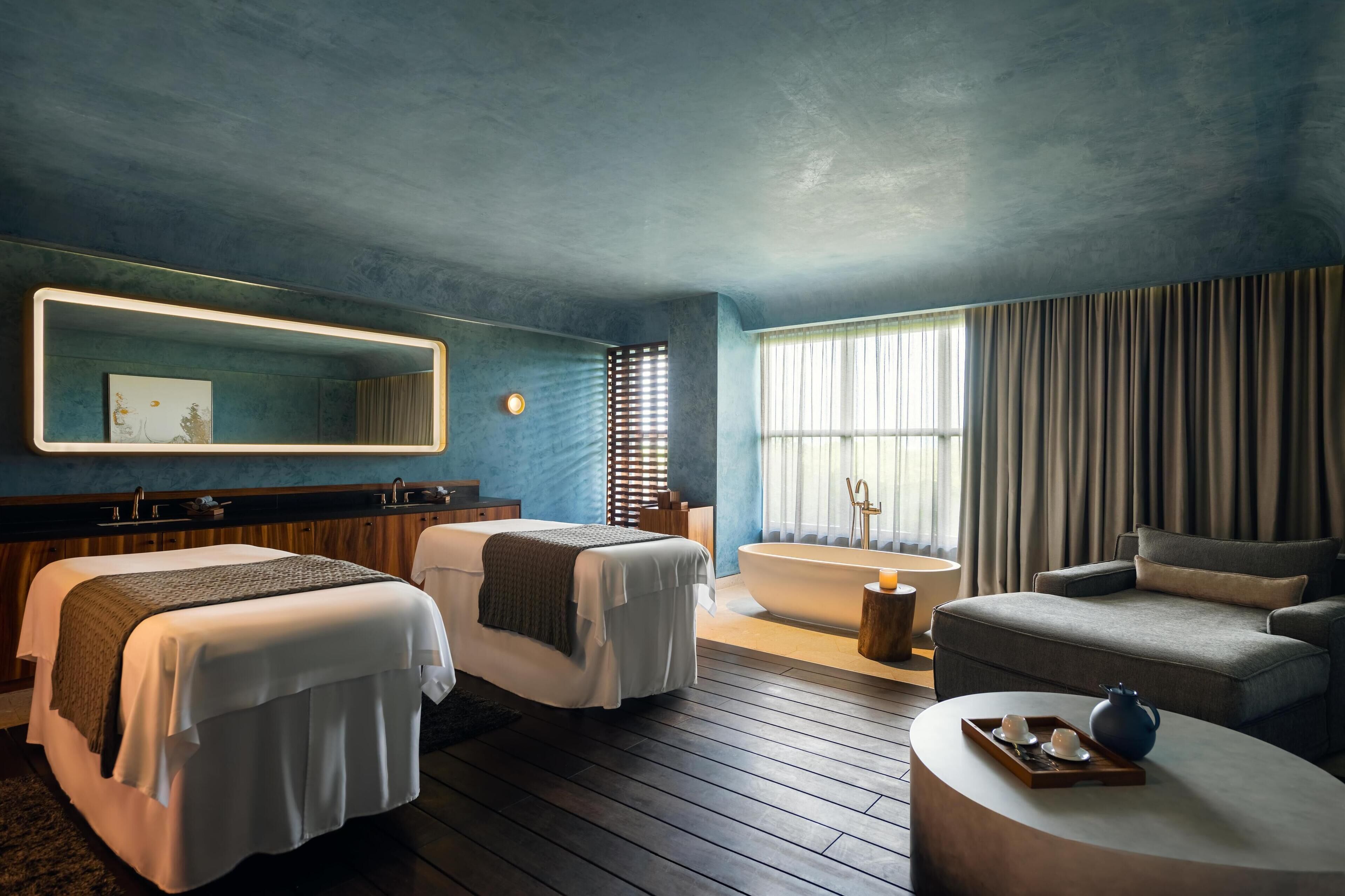 双人护理室、桑拿、热水浴缸、湿蒸房、身体护理、水疗法