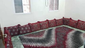 Family House, 3 Bedrooms | Living area