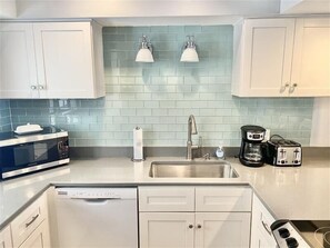 Unclassified image, 5 of 50, button