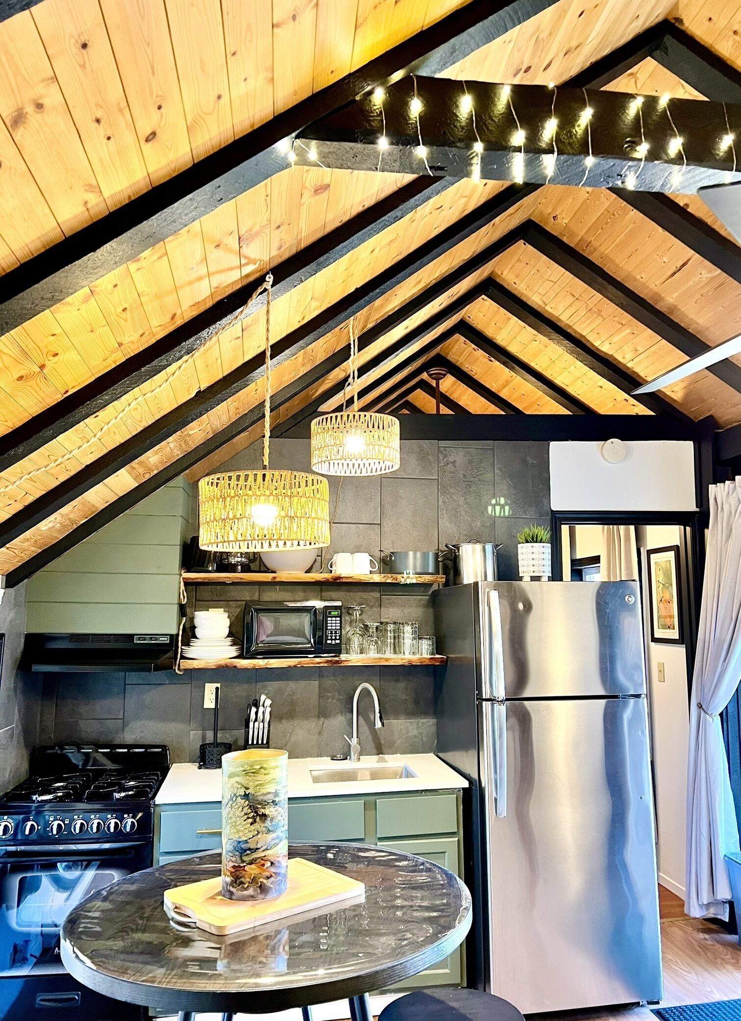 雪櫃、微波爐、焗爐、爐  具