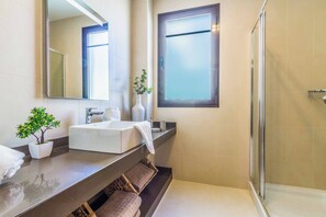 Duschwanne, Handtücher