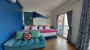 Comfort Quadruple Room, 2 Double Beds, Non Smoking - Super Cheap Homestay (Wujie)