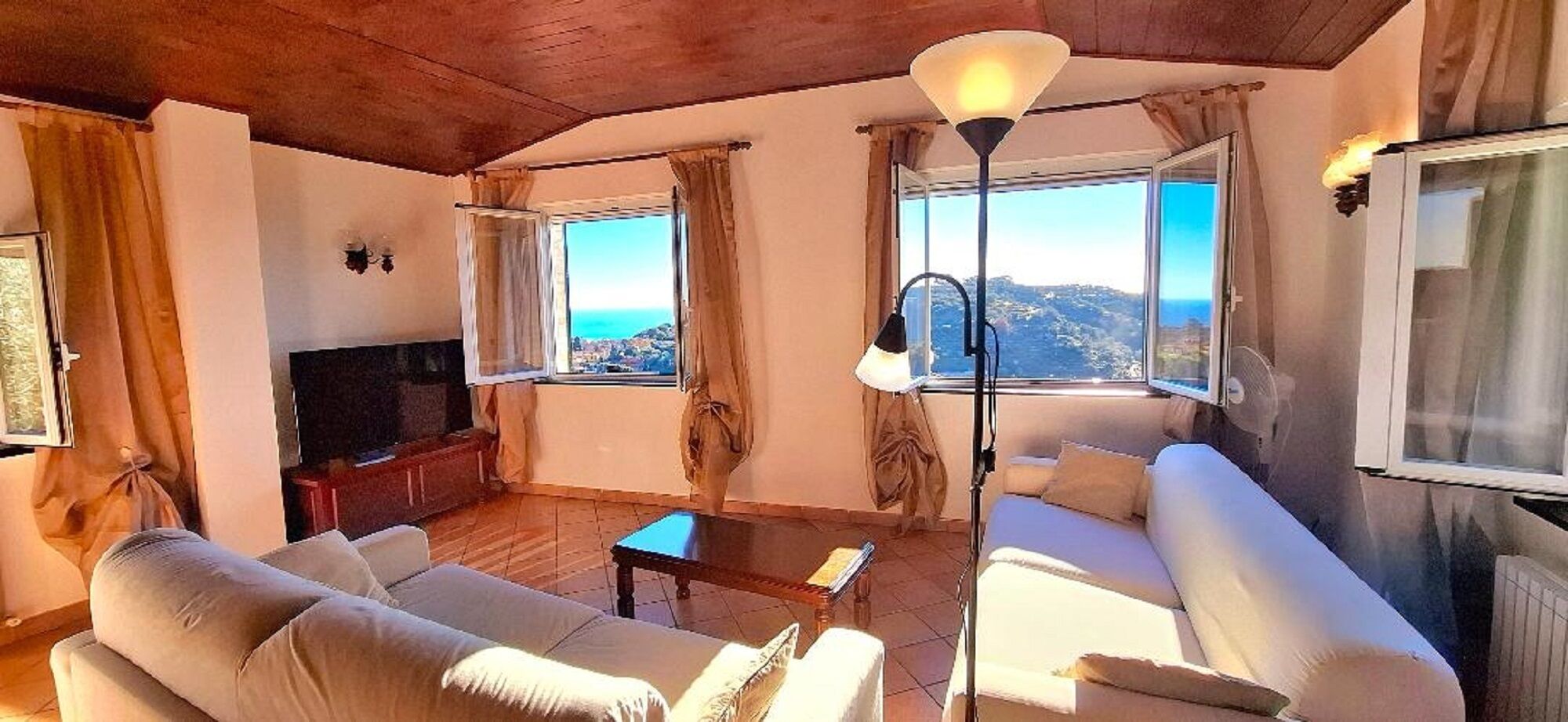 Smart-TV, Stereoanlage