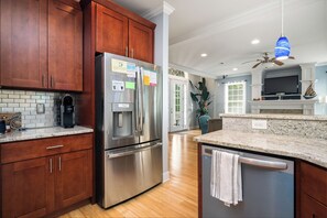 Dishwasher, coffee/tea maker, cookware/dishes/utensils, ice maker - Time Stands Still: 4 Bed/3 Bath Home with Private Fenced In Pool Only One Block (Oak Island)