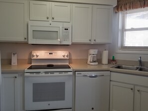 Fridge, microwave, oven, stovetop - OUTER BANKS BEACH CLUB Oceanfront Condo 3 pools! Week 30 July 25-August 1 2026 (Kill Devil Hills)