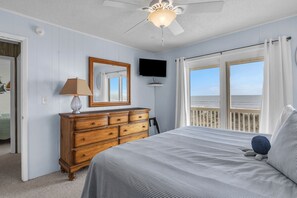 4 bedrooms, iron/ironing board, travel cot, WiFi - American Dream: Oceanfront Home with 2 Covered Porches Close to Oak Island Pier (Oak Island)
