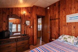 3 chambres, fer et planche à repasser, accès Internet, draps fournis