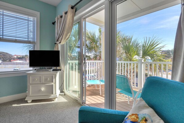 TV, fireplace, DVD player, video library