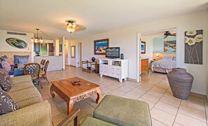 TV, DVD player, books, stereo