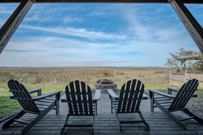 Property grounds - Late for the Sky: Ocean and Waterway Views, Near Beach Access (Caswell Beach)