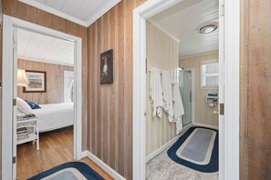 3 chambres, bureau, Wi-Fi, draps fournis