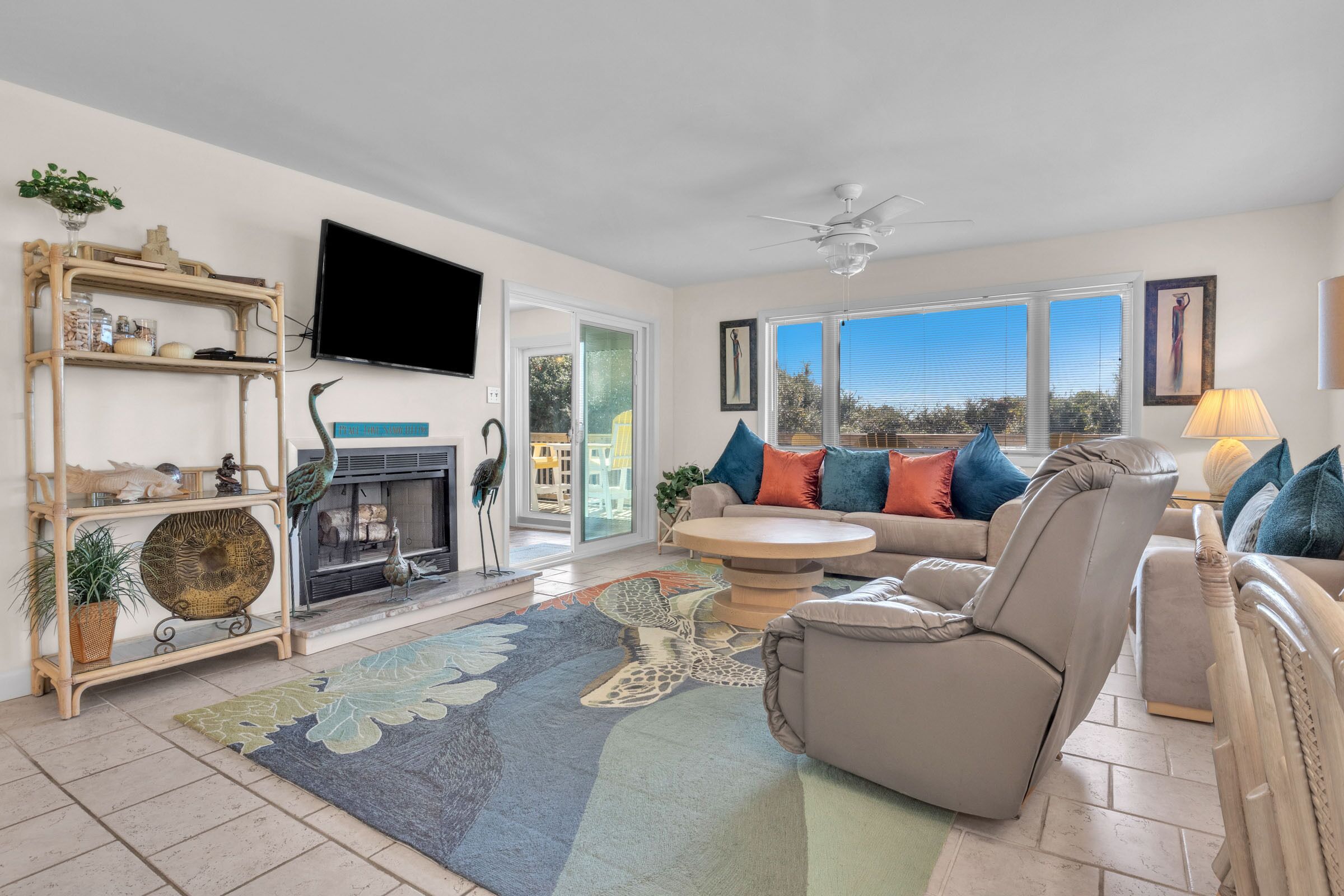 #7 Ocean Court: Condo with Community Pool and Ocean Views