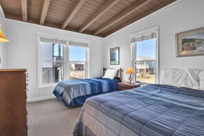 3 bedrooms, travel crib, WiFi, bed sheets