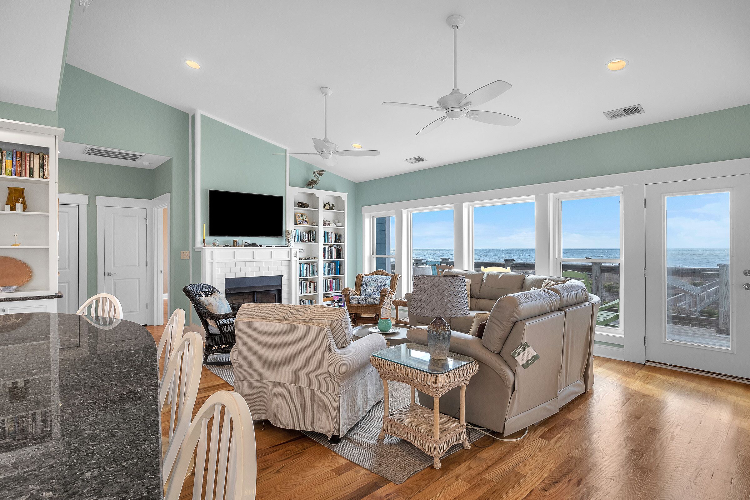 Turtle Watch Too: Spacious Oceanfront Home with Elevator and ADA Compliant Bathr