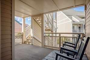 Interior - By The Ocean Blue: Oceanfront Luxury on Caswell Beach with Community Pool (Caswell Beach)