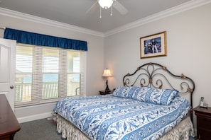 5 bedrooms, iron/ironing board, WiFi, bed sheets