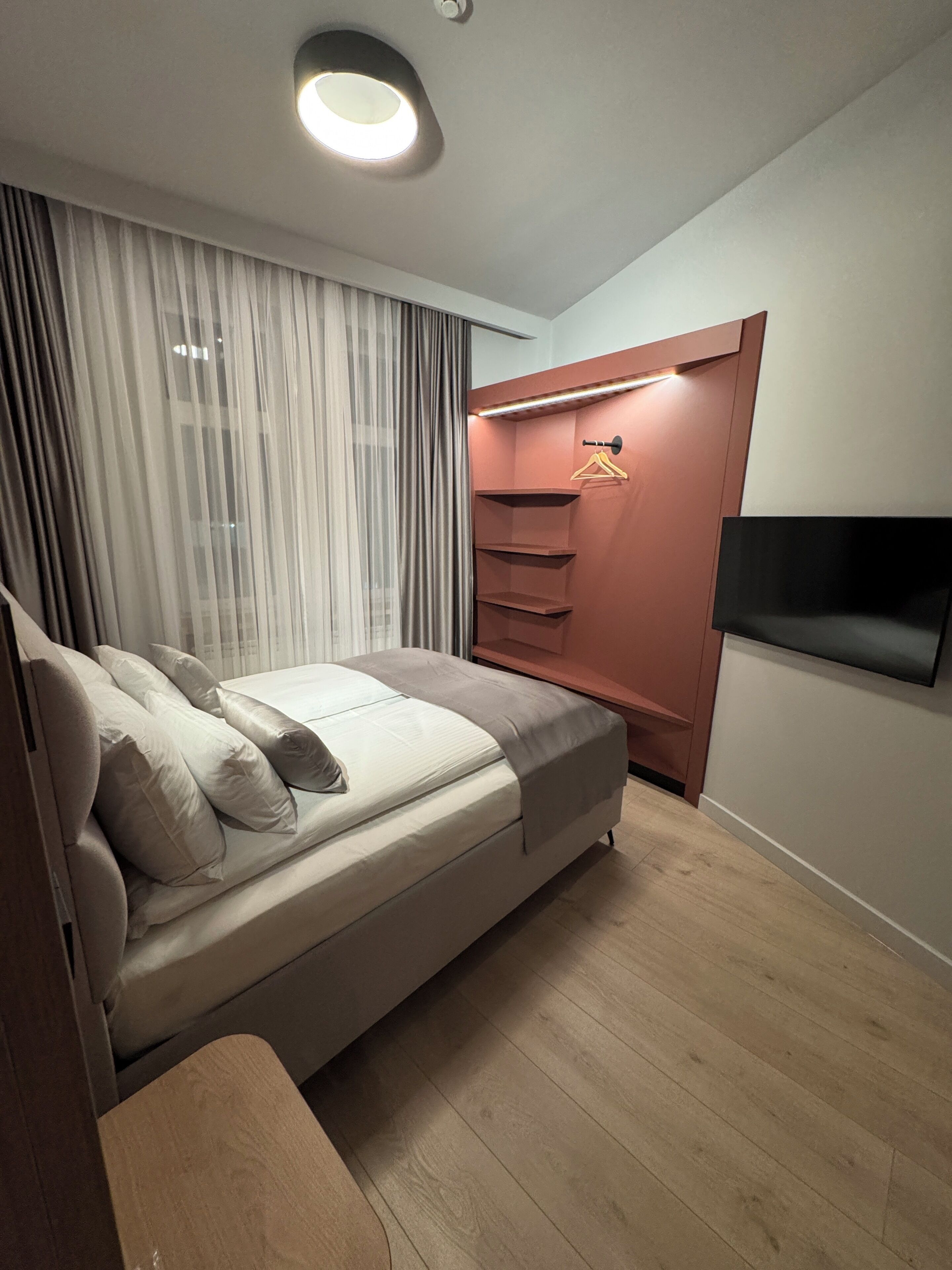 Luxury Apartment, 2 Bedrooms, Air conditioning, City View | Frette Italian sheets, premium bedding, memory foam beds, in-room safe