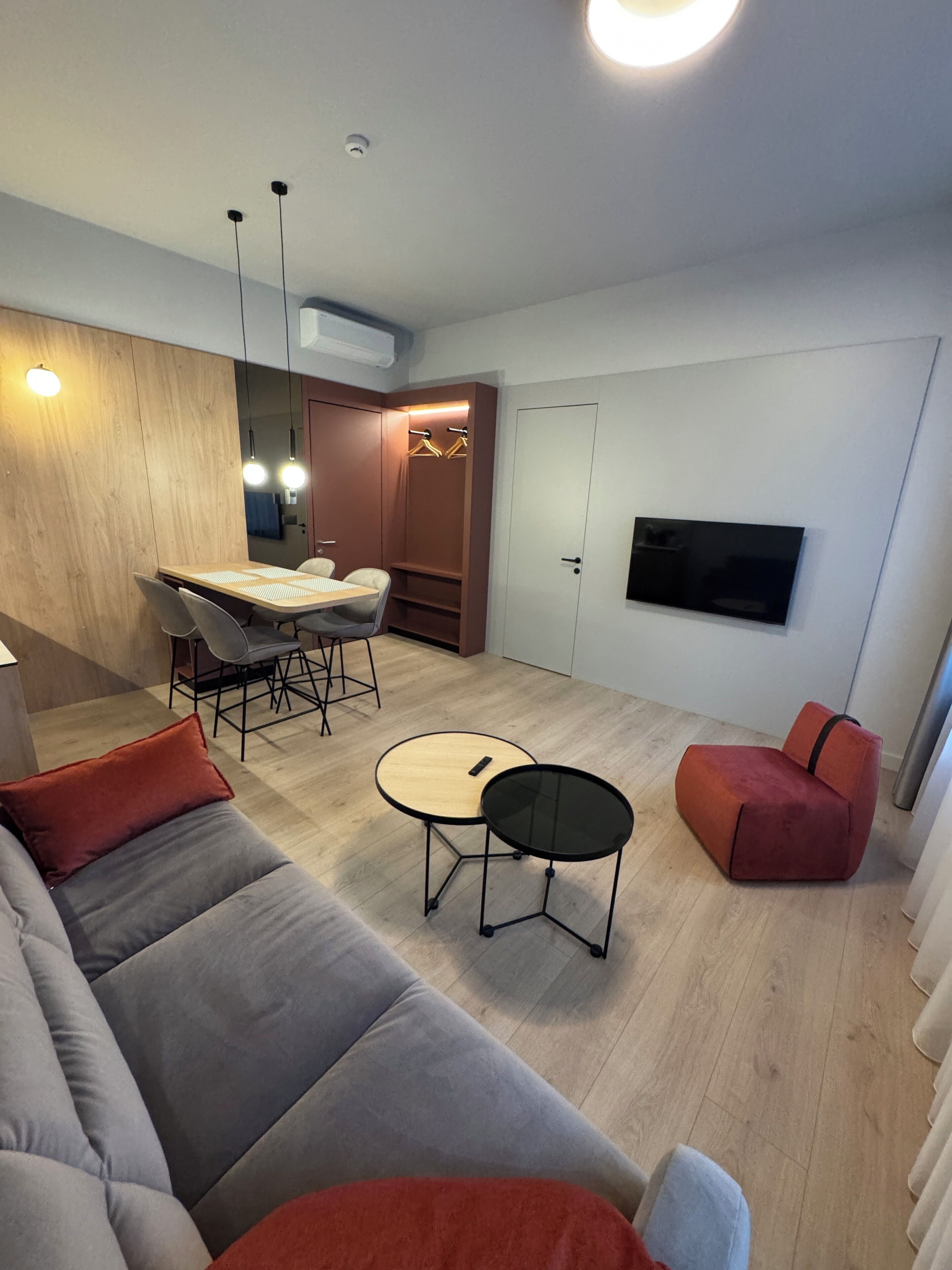 Premium Apartment, 1 Bedroom, Balcony | Living area