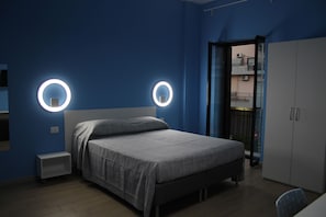 Superior Quadruple Room | Hypo-allergenic bedding, down duvets, memory-foam beds, minibar - B&B Lasso (Corigliano-Rossano)