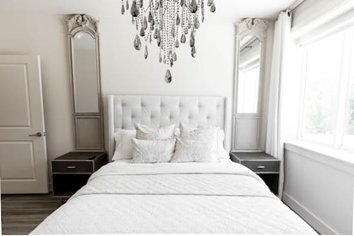 Deluxe Suite, 1 Queen Bed (Paris) | Premium bedding, in-room safe, individually decorated