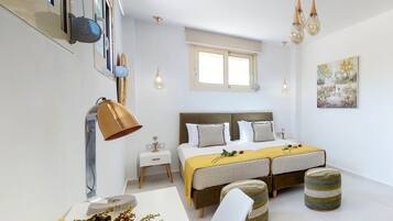 8 Schlafzimmer, Zimmersafe, Bügeleisen/Bügelbrett, Reisekinderbett