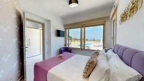 8 chambres, coffre-fort, fer et planche à repasser, lit de bébé portatif