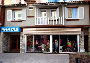 Front of property - Hotel Ideal (Miramar)