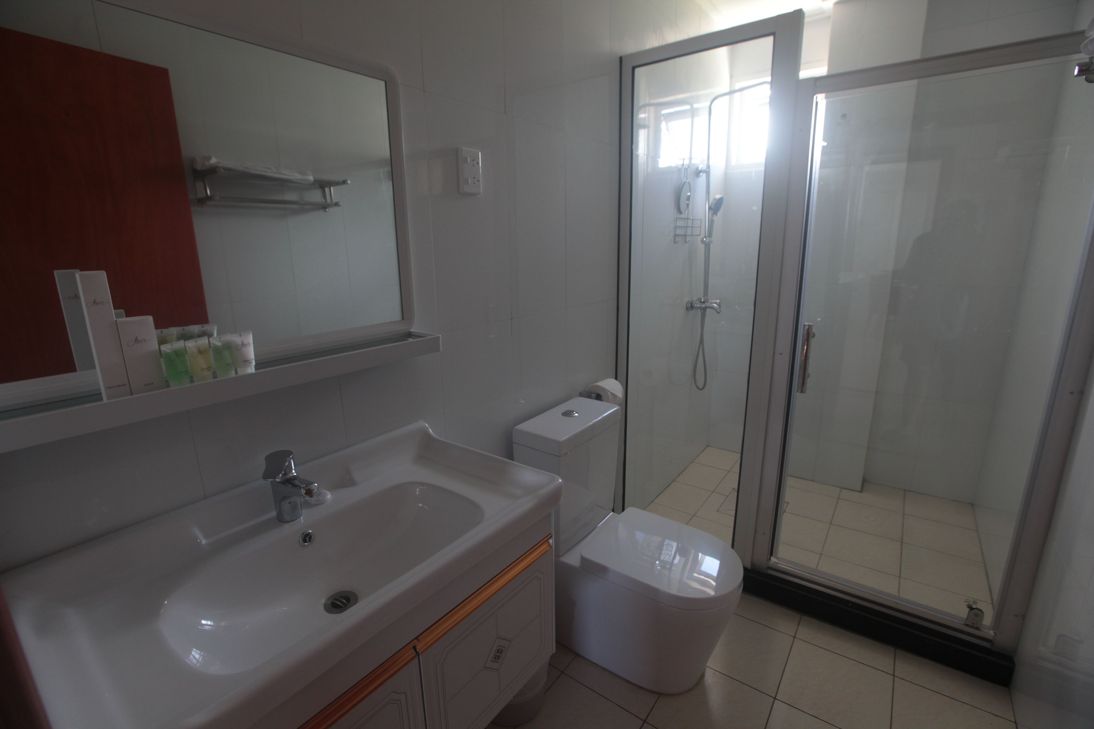 classic double room | blackout curtains, soundproofing, bed sheets