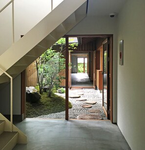 Hallway - utsuwa Designed Hostel (Kyoto)