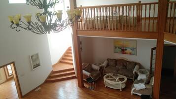 منطقة الجلوس في الردهة