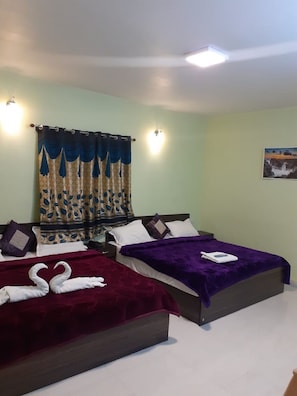 Family Suite, Multiple Beds - Praba rooms and cottages (Ooty)