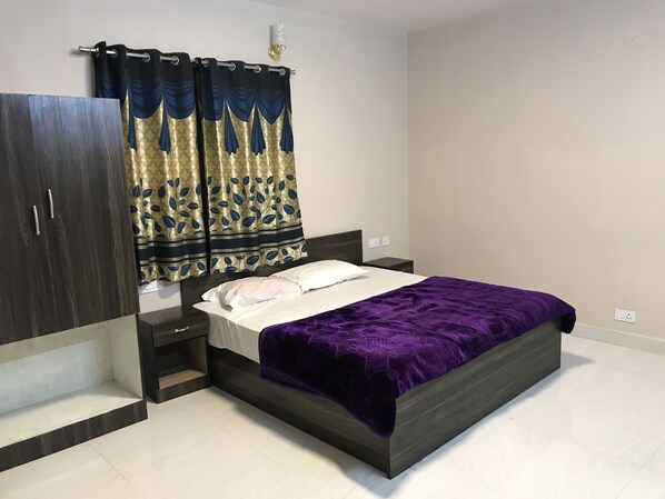 Deluxe Double Room, 1 King Bed | View from room