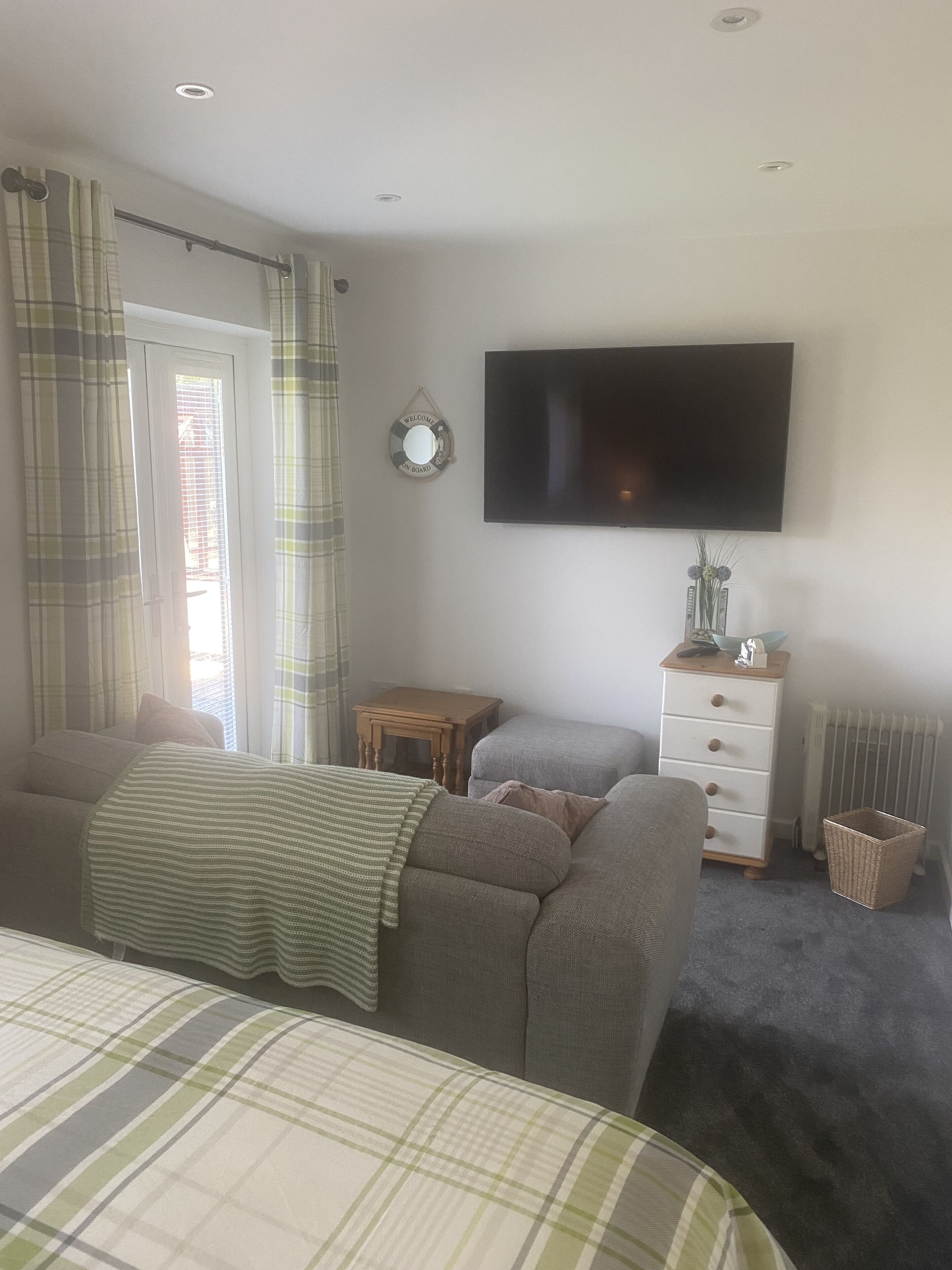 3 chambres, fer et planche à repasser, lit parapluie, Wi-Fi gratuit