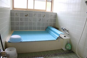 Free toiletries, hair dryer, slippers - Lodge Charlie Brown (Yuzawa)