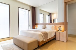 6 habitaciones, escritorio y tabla de planchar con plancha 
