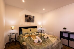 3 soverom, strykejern/-brett, wi-fi (inkludert) og sengetøy