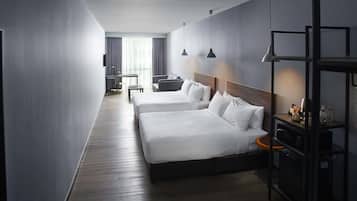 Kamar Quadruple Junior | Brankas, meja kerja, setrika/meja setrika, dan Wi-Fi gratis