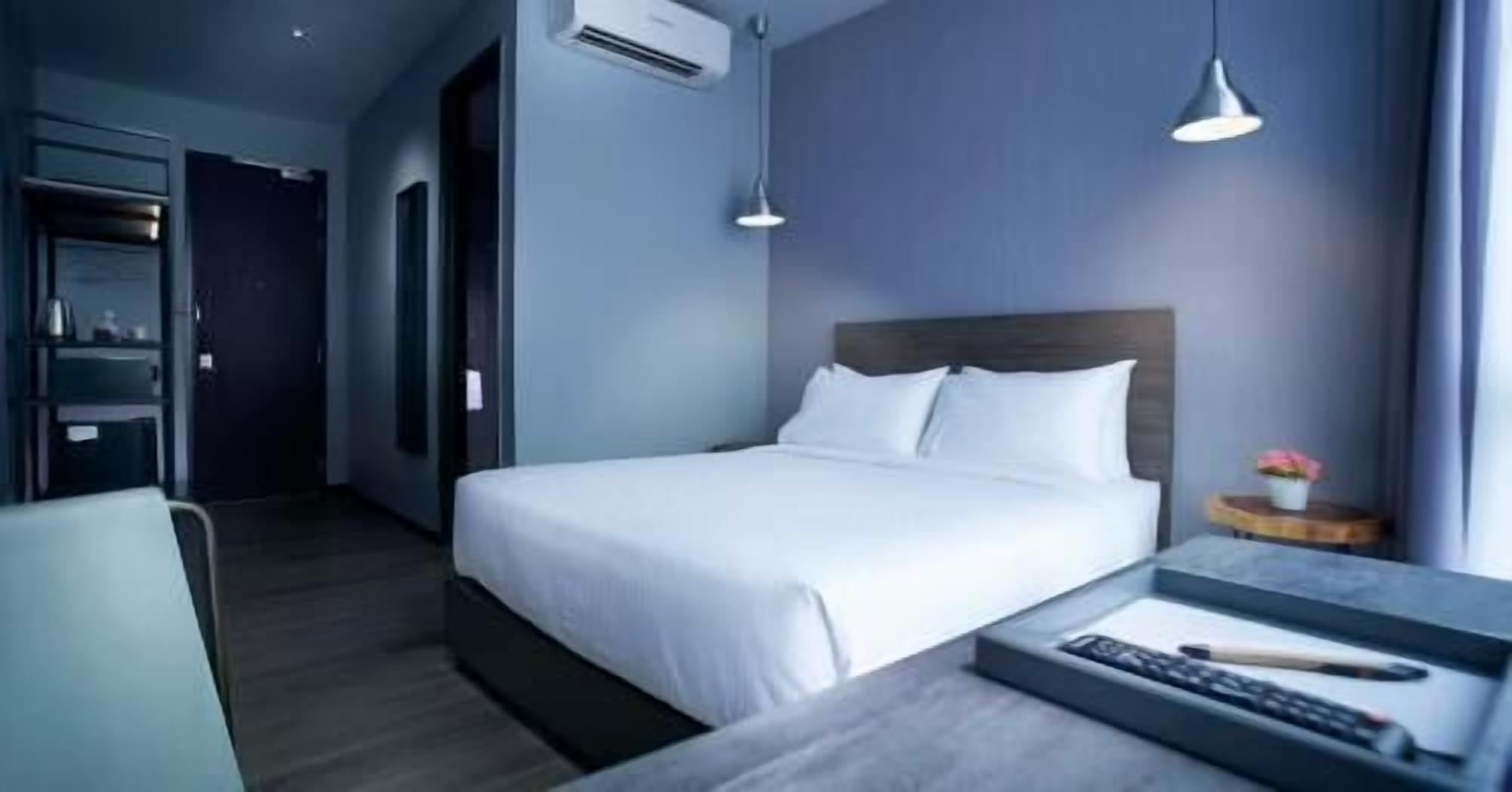 In-room safe, desk, iron/ironing board, free WiFi