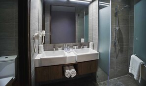 Bathroom - Urban H Hotel (George Town)
