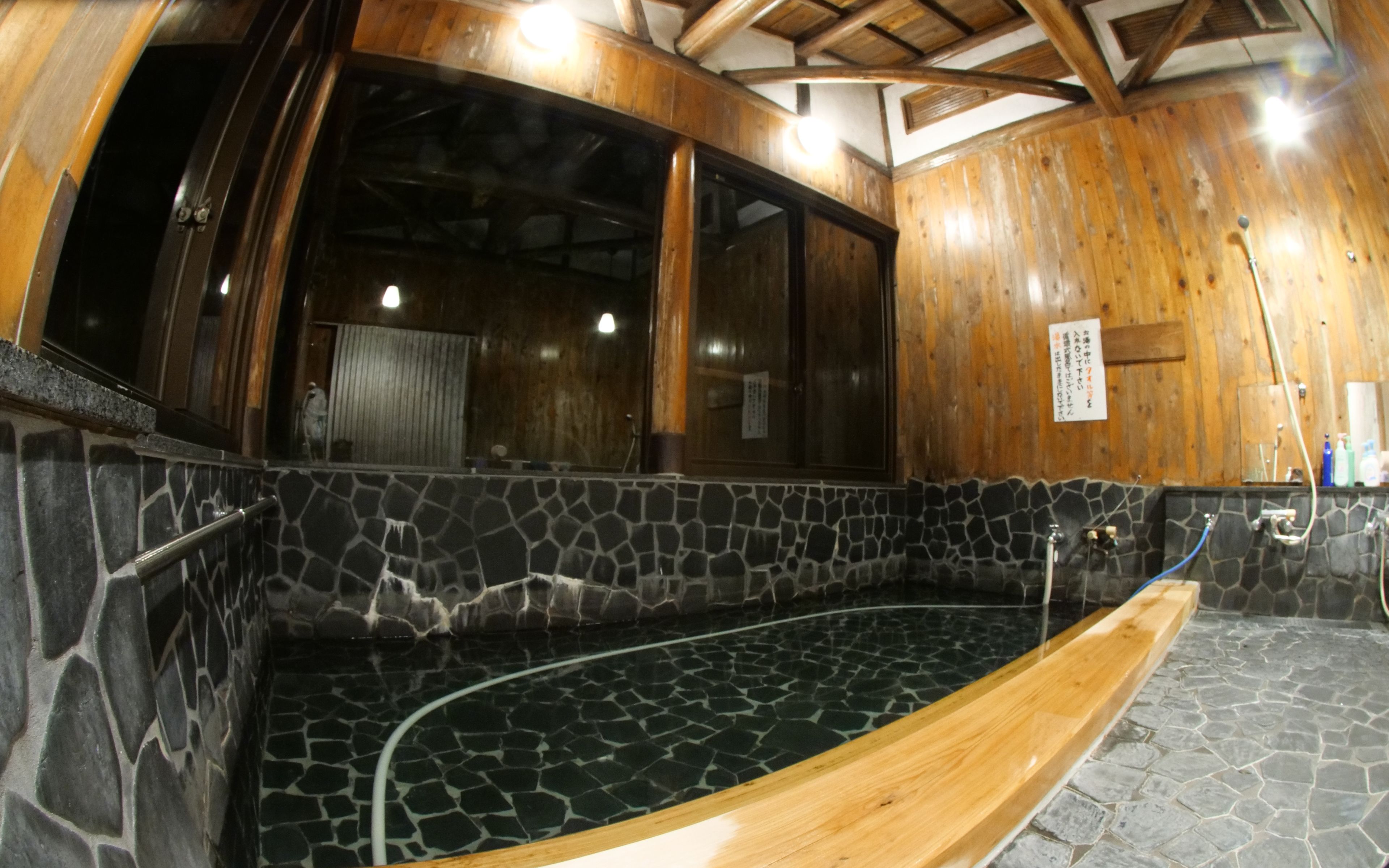 Twin Room | Bathroom | Slippers, towels