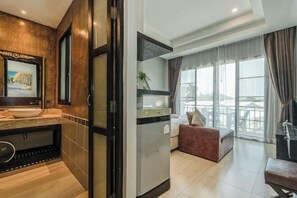Room - Coco Retreat Phuket Resort and Spa Sha+ (Chalong)