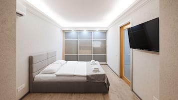 1 kamar tidur dan didekorasi berbeda-beda