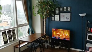 Apartment (2)