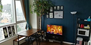 公寓 (2) | 遮光布/窗簾、熨斗/熨衣板、免費無線上網