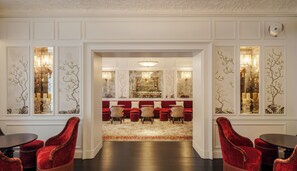 2 Restaurants; Frühstück, Mittagessen und Abendessen werden serviert