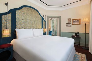 1 bedroom, Egyptian cotton sheets, premium bedding, down duvets - Maxwell Reserve Singapore, Autograph Collection (Singapore)