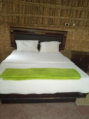 In-room safe, soundproofing, cots/infant beds, free WiFi - Lucy Guest House B&B (Addis Ababa)