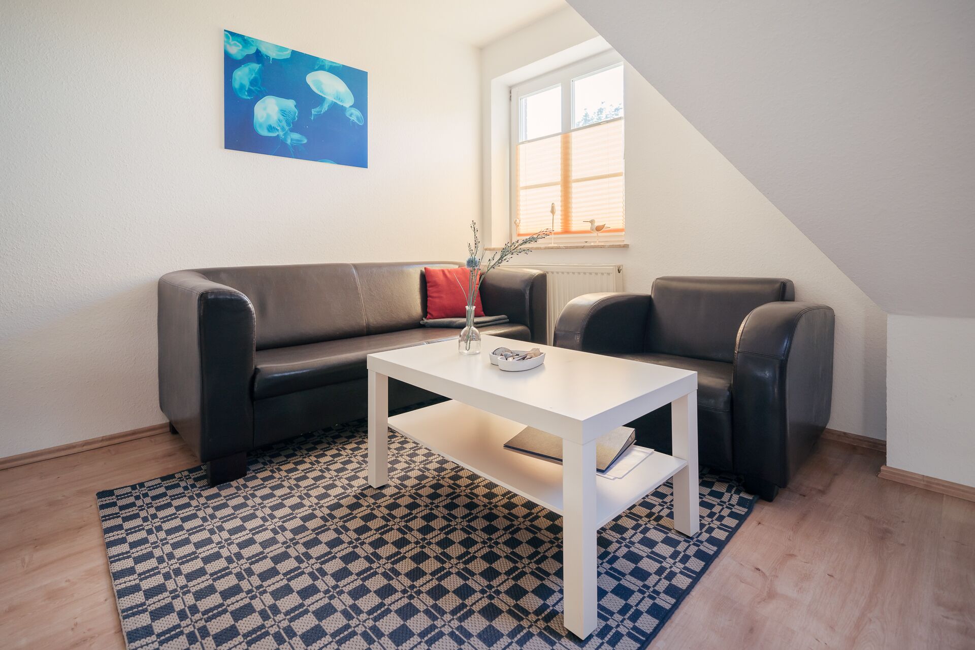 อพาร์ทเมนท์ (5) | บริเวณนั่งเล่น | ทีวีจอแบน, ฟุตบอลโต๊ะ, โต๊ะปิงปอง, ของเล่น